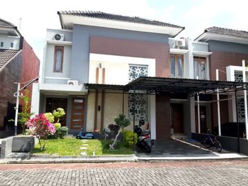 Rumah inimalis modern di Grand Tlogoadi Sleman Yogyakarta