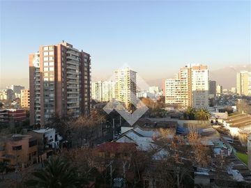 Departamento en venta de 1 dorm. en Ñuñoa