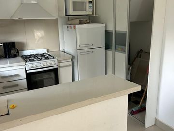 Duplex en barrio las dunas a metros del mar