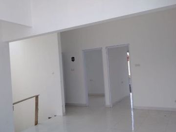 RUMAH BARU SIAP HUNI DI KOTA MADYA BANDUNG CISARANTEN LOKASI STRATEGIS