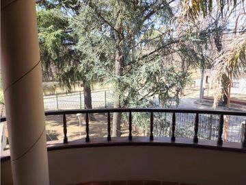 ESPETACULAR CHALET  A LA VENTA
