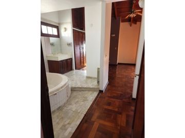 ESPETACULAR CHALET  A LA VENTA