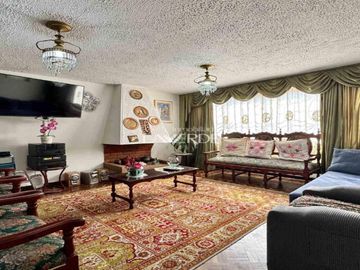 Espectacular Casa en venta, ubicada en la Castellana