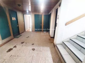 Depto Metro Pedro de Valdivia Septiembre estacionamiento