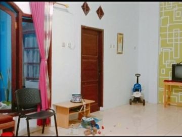 Rumah Luas Cantik di Kompleks Dekat Alun-alun kota Depok GDC
