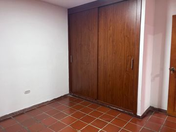 apartamento en venta en primero de mayo. Cod V9191438
