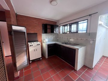 apartamento en venta en primero de mayo. Cod V9191438