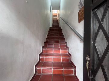 apartamento en venta en primero de mayo. Cod V9191438