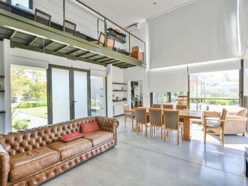 Casa de 3 dormitorios en venta con pileta Aldea golf  barrio cerrado privado