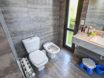 Casa de 3 dormitorios en venta con pileta Aldea golf  barrio cerrado privado