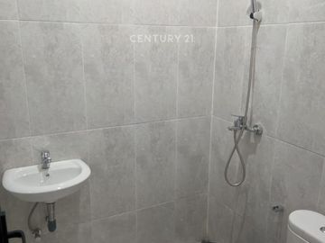 Rumah Strategis  Di Bintaro Sektor 9 Tangerang Selatan