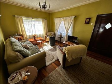 VENDE AMPLIO TERRENO CON 2 CASAS SECTOR EL RETIRO QUILPUE st
