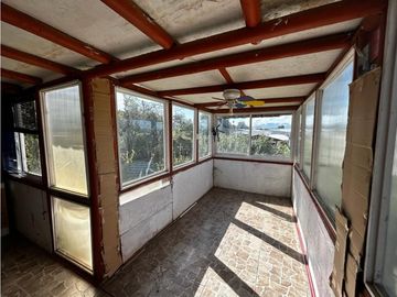 VENDE AMPLIO TERRENO CON 2 CASAS SECTOR EL RETIRO QUILPUE st