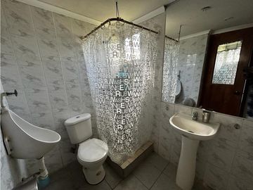 VENDE AMPLIO TERRENO CON 2 CASAS SECTOR EL RETIRO QUILPUE st