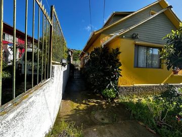 VENDE AMPLIO TERRENO CON 2 CASAS SECTOR EL RETIRO QUILPUE st