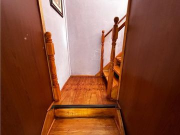 VENDE AMPLIO TERRENO CON 2 CASAS SECTOR EL RETIRO QUILPUE st