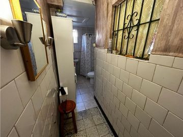 VENDE AMPLIO TERRENO CON 2 CASAS SECTOR EL RETIRO QUILPUE st