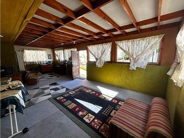 VENDE AMPLIO TERRENO CON 2 CASAS SECTOR EL RETIRO QUILPUE st