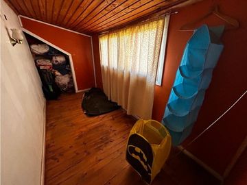 VENDE AMPLIO TERRENO CON 2 CASAS SECTOR EL RETIRO QUILPUE st
