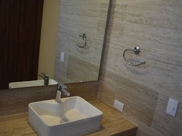VENTA DE PENTHOUSE DE LUJO DE 261m2 EN PUNTO HORIZONTE, LOMAS DE ANGELOPOLIS!!