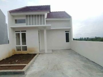 Rumah 300 Juta Dekat Tirtomoyo Pakis Puri Raya