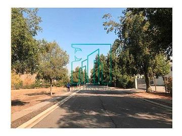 Parcela en venta en Colina