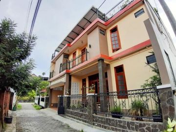 KOST EKSKLUSIF DI SETURAN DEKAT KAMPUS UPN DAN STIE YKPN