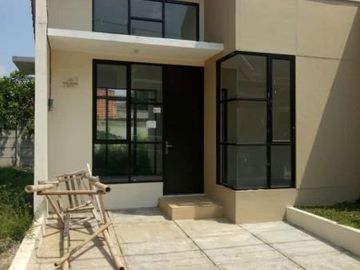 Rumah Ready siap huni di Binong Cluster Nusa @Aryana Karawaci Free PPN
