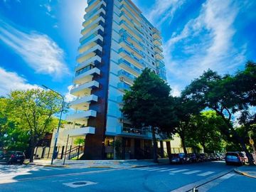 Belgrano R. Torre Categoría. Bcón Terraza. Vistas 360°. LyC. 4 dorm. c/dep. Cochera y Baulera.