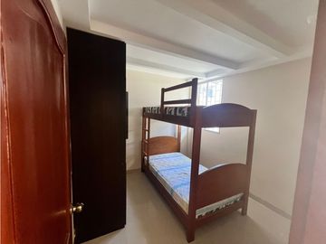VENDO CASA EN URBANIZACION VIA A SANTA ELENA (PENINSULA)-GUAYAQUIL