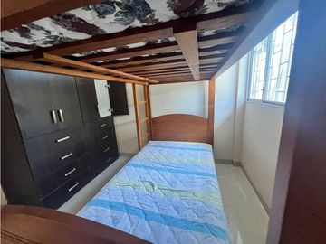 VENDO CASA EN URBANIZACION VIA A SANTA ELENA (PENINSULA)-GUAYAQUIL