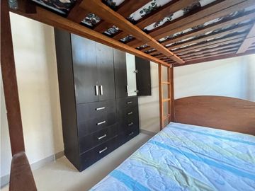 VENDO CASA EN URBANIZACION VIA A SANTA ELENA (PENINSULA)-GUAYAQUIL
