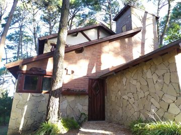 CABAÑA EN VENTA EN MAR DE LAS PAMPAS