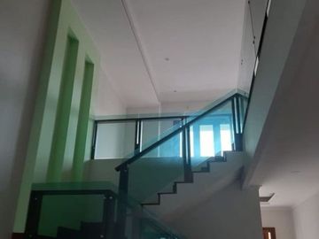 Rumah di Lebak Lestari, Jakarta Selatan. Rumah Baru