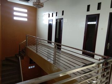 Rumah 2 Lantai Siap Huni Di Rawalumbu Bekasi