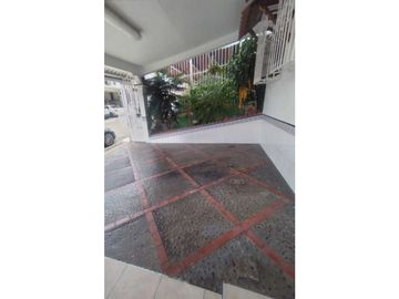 Se Vende Hermosa Casa en Condado del Rey