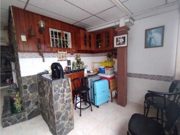 Se Vende Hermosa Casa en Condado del Rey