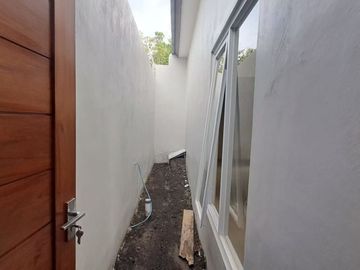 RUMAH CANTIK SIAP HUNI FREE CANOPY DI TAMANTIRTO