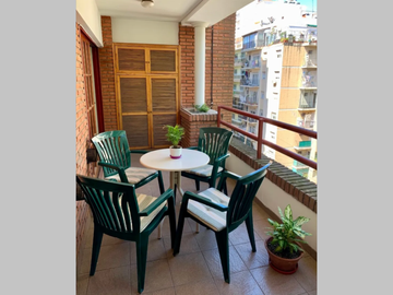 Departamento en Venta en Flores 4 ambientes 2 dormitorios 2 baños 75 m2 + balcón aterrazado - Ramón Falcón 2100