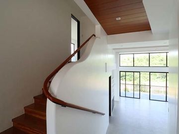 Elegant House and Lot in Antipolo City For Sale PH96