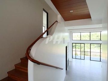 Elegant House and Lot in Antipolo City For Sale PH96