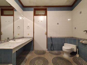Town House di Cipete Dilengkapi Private Pool & Kondisi Semi Furnished HSE-A0535