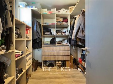 Casa en venta de 4 dorm. en Las Condes