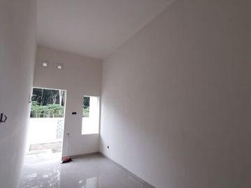 Rumah Modern Siap Bangun Bonus Kanopi dan Pagar Timur Jl Manisrenggo