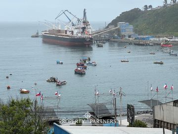 Sitio en San Antonio con espectacular vista al mar
