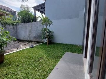 Rumah 2 lantai design bali modern pasir putih sawangan depok