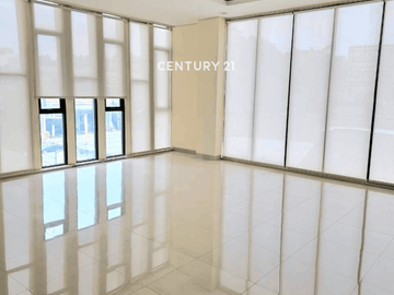 Dijual Gedung Untuk Usaha Dgn Parkir Luas Dekat Bintaro Sektor 9