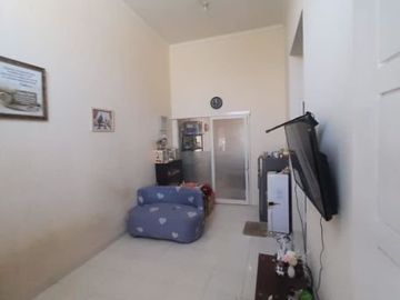 Rumah Purimas Hadap Selatan