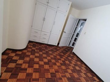 Vendo departamento central en Loja