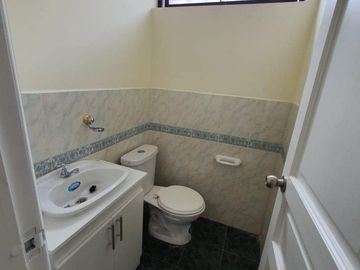 Vendo departamento central en Loja